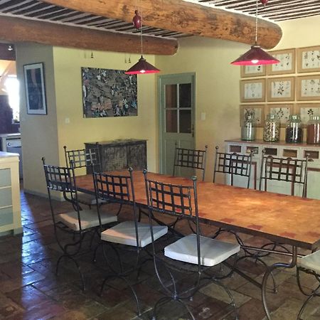 Typical Provencal Farm House Close To L'Isle Sur La Sorgue - 12 Persons Cavaillon Bagian luar foto