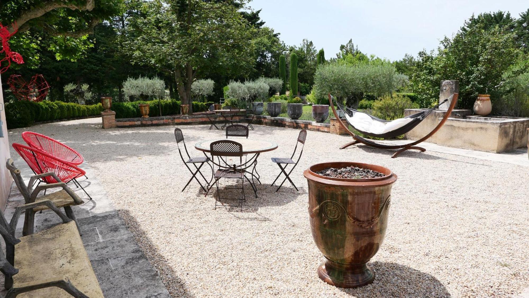 Typical Provencal Farm House Close To L'Isle Sur La Sorgue - 12 Persons Cavaillon Bagian luar foto