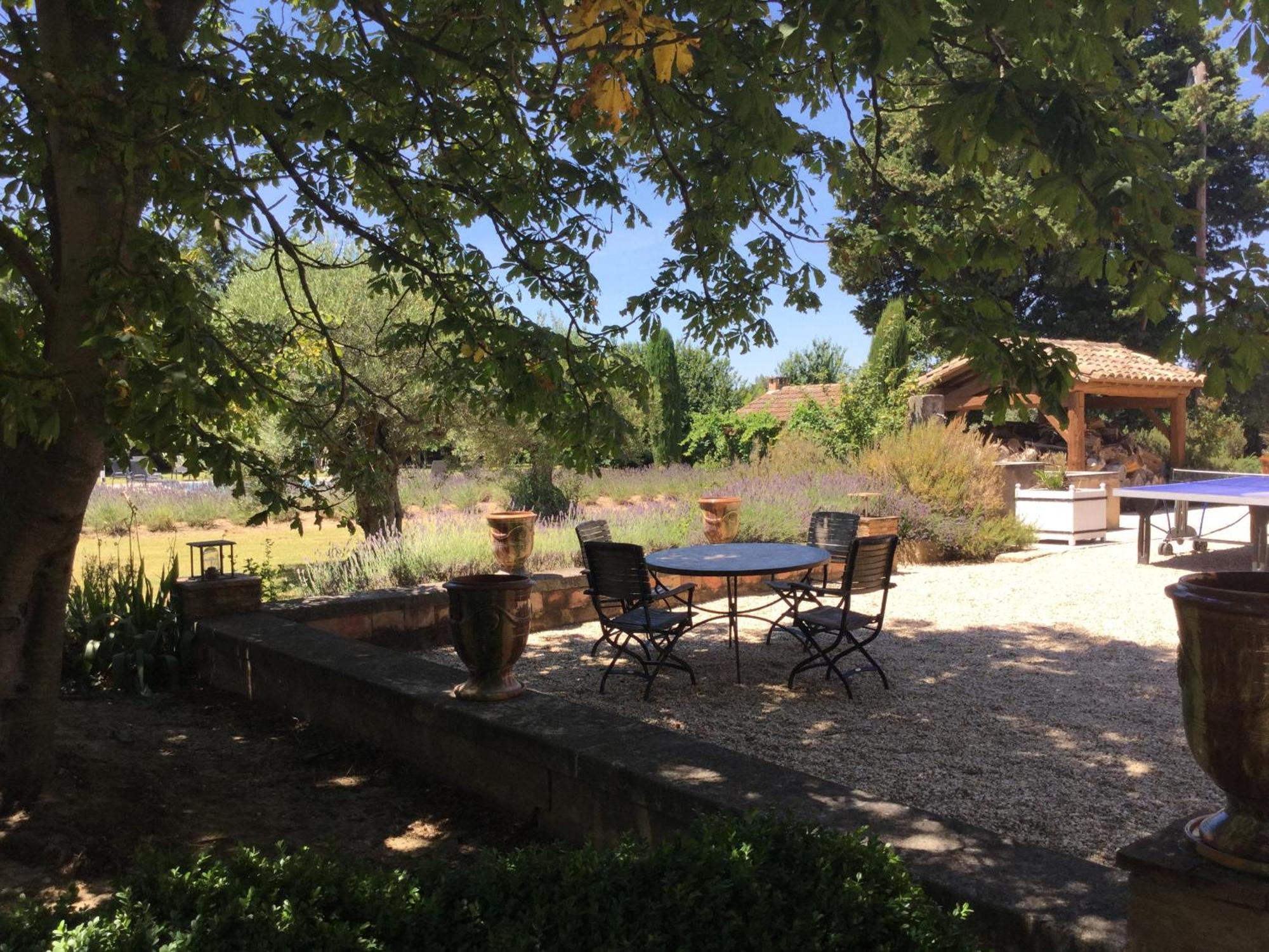 Typical Provencal Farm House Close To L'Isle Sur La Sorgue - 12 Persons Cavaillon Bagian luar foto