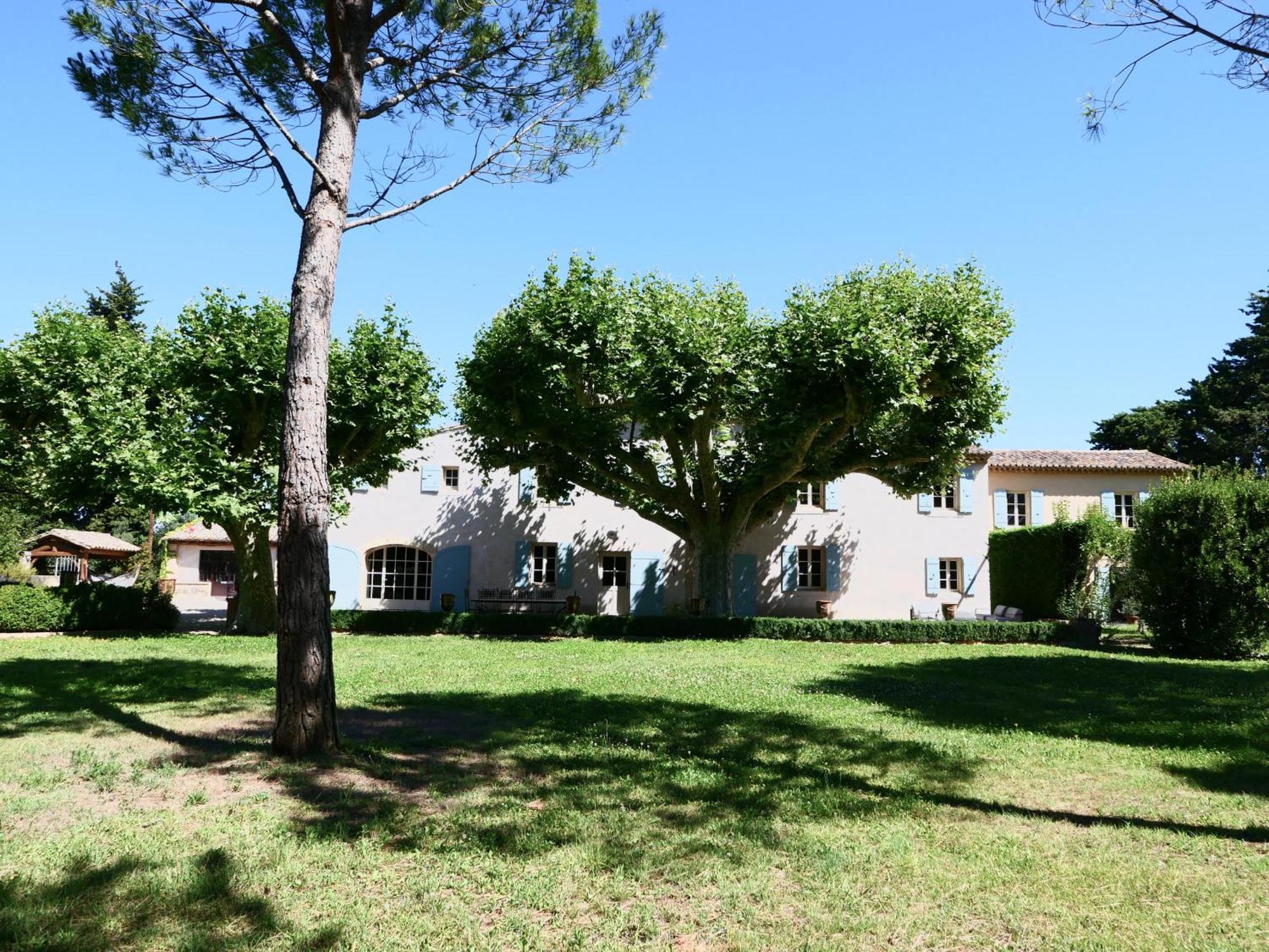 Typical Provencal Farm House Close To L'Isle Sur La Sorgue - 12 Persons Cavaillon Bagian luar foto